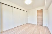 洋室3　約6.4帖