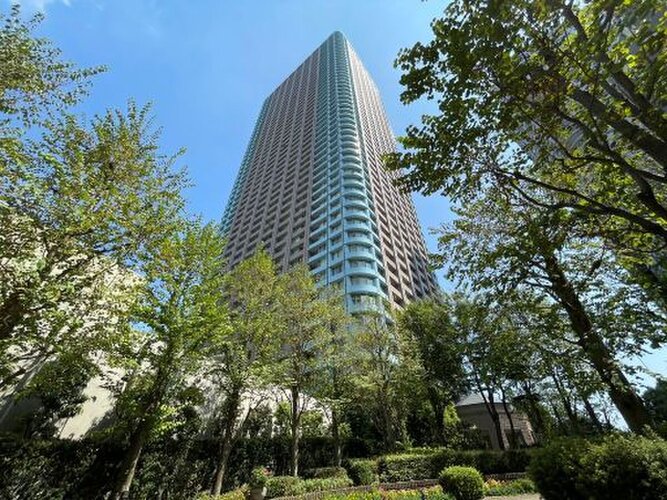 月島のランドマークとも言えるタワーマンション! 月島のランドマークとも言えるタワーマンション!