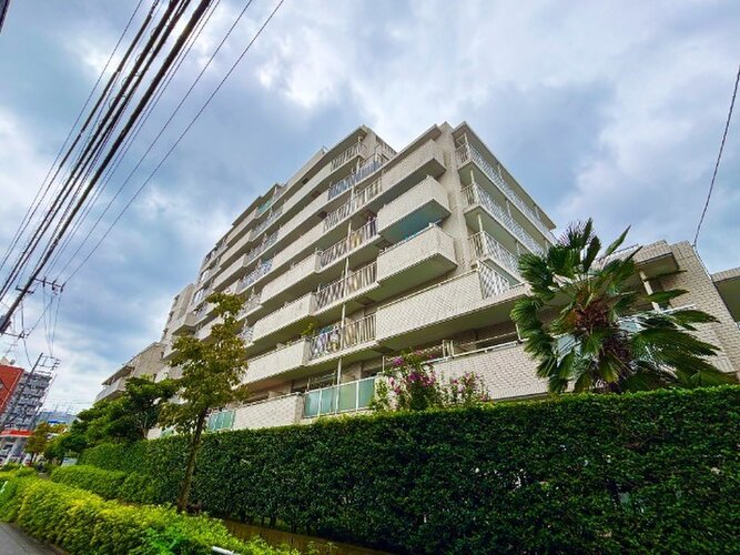 優しく迎えてくれる豊かな自然。四季の移り変わりを感じる心地よい場所となりそうです。