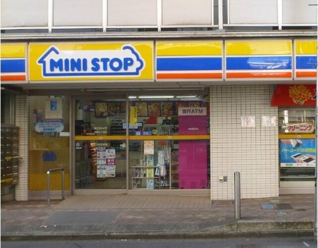 コンビニ コンビニ