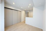 内装はシンプルに落ち着きのある空間にしています。ゆったりとしたひとときを過ごせそうです♪ 内装はシンプルに落ち着きのある空間にしています。ゆったりとしたひとときを過ごせそうです♪