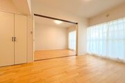 リビング以外の居室 リビング以外の居室