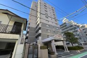 福岡市地下鉄空港線 「大濠公園」駅まで徒歩4分 福岡市地下鉄空港線 「大濠公園」駅まで徒歩4分