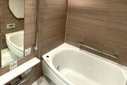 お風呂に求める心地良い癒しの時間のために、機能性とデザイン性に重点を置き、寛ぎの空間を演出しました。