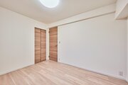 洋室1　約6.0帖