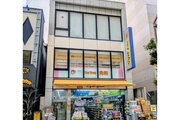 ドラッグストア ドラッグストア