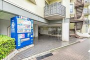 エントランス エントランス