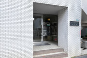 時の流れに色あせることのない瀟洒な外観。朝晩、1年365日、様々な表情を見せます。 時の流れに色あせることのない瀟洒な外観。朝晩、1年365日、様々な表情を見せます。
