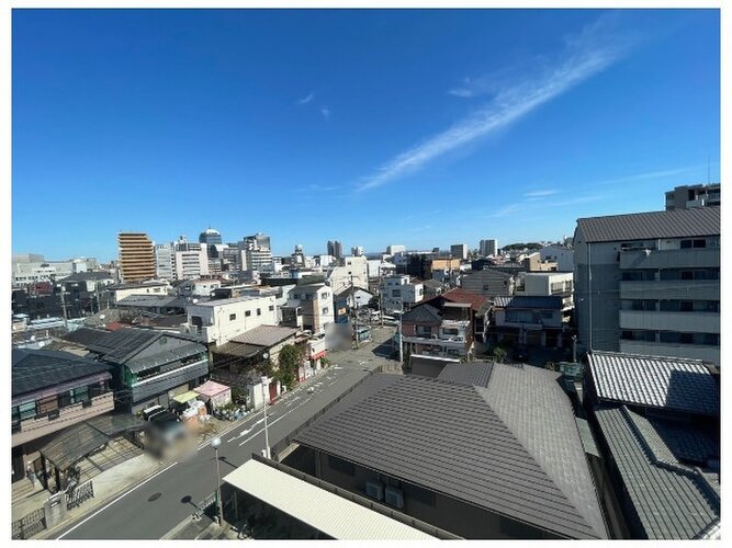 南東向き、二面バルコニー、通風良好、陽当り良好、眺望良好