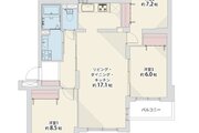 各部屋に収納を備えた生活動線に優れた3LDKの間取りです！リビングを中心に自然と家族が集まる配置になっており、荷物をすっきりと整理整頓できるため、住まい全体を広々と快適に使用できます！